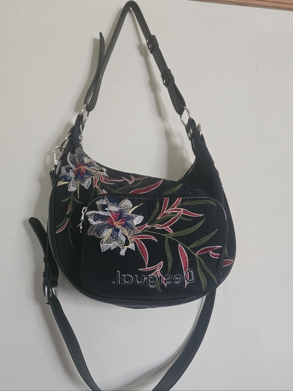 Desigual Siberia Floral Embroidered Shoulder Crossbody Bag Navy Blue Boho Bag - Picture 3 of 16